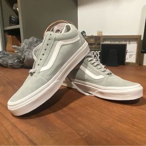 Women’s Vans